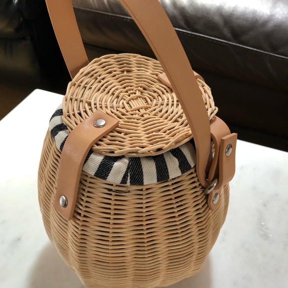 Zara raffia woven bucket bag - Picture 3 of 5
